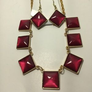Dark fuchsia necklace and matching earrings